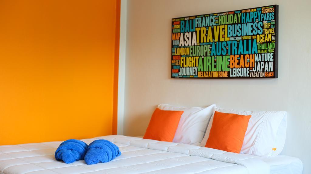 Bangtao Guest House Phuket Exterior photo